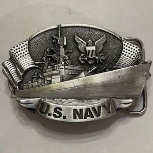 Vintage U.S NAVY belt buckle